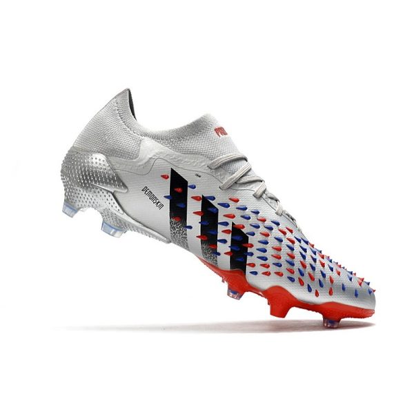 adidas Predator Freak.1 Low Terrain sec Argent Métallique Noir Foncé Equipe Bleu