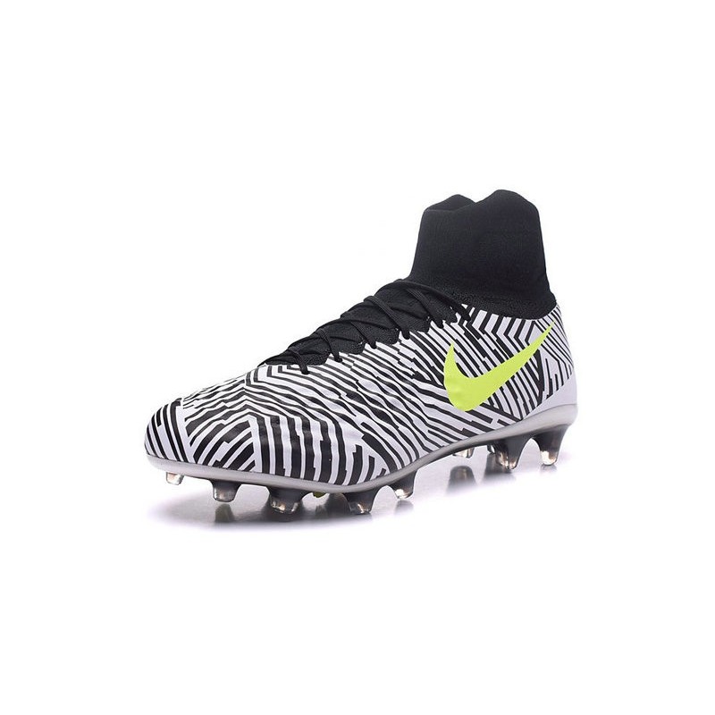 Nike Magista Obra II FG Football bottes pour hommes Noir Blanc Jaune