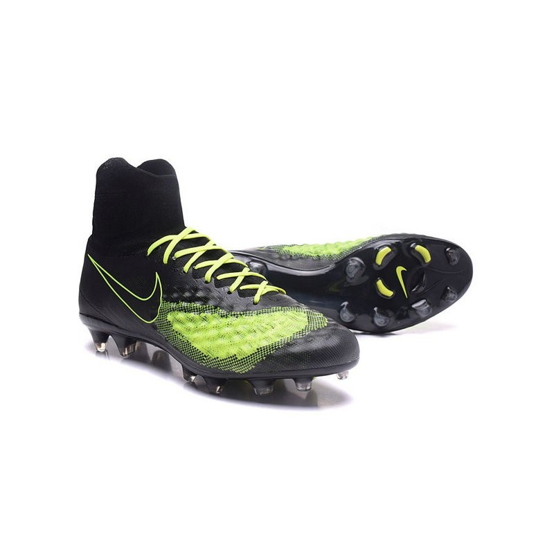Nike Magista Obra II FG Football bottes pour hommes Noir Volt