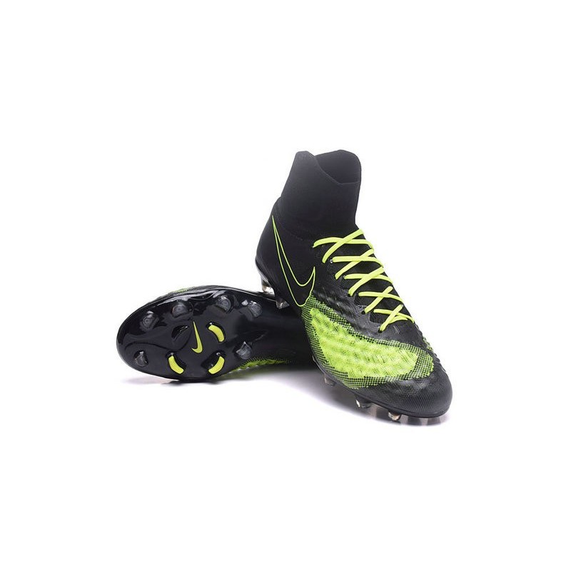 Nike Magista Obra II FG Football bottes pour hommes Noir Volt